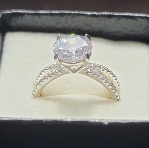 Size 7 Costume Jewelry Ring